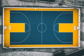 2026世界杯已晋级球队名单-字母哥十五载巅峰未竟，再创神话泪洒冰河